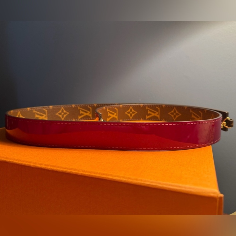 Louis Vuitton 2018 Vernis Miroir Alma BB satchel; Like New! - Picture 12 of 13